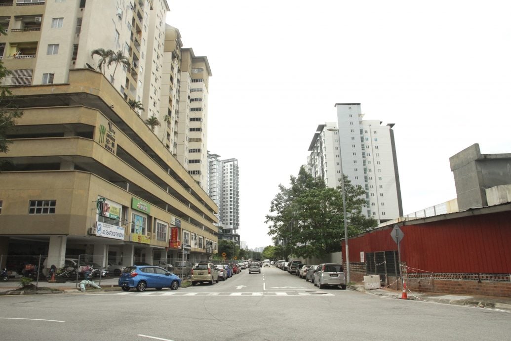 大都会/余保凭PC/2图