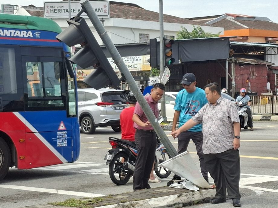 大都会／无拉港路小问题引危机，发展商助解决／2图