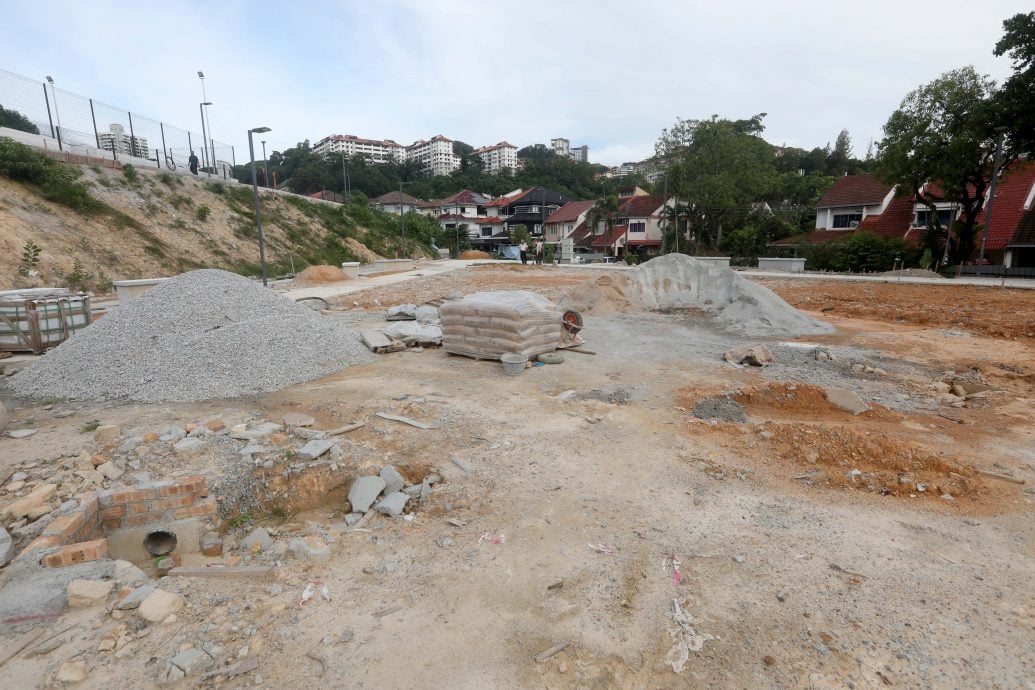 大都会/ME02头/陈国伟要求隆市长紧盯不合规格发展项目立即下停工令