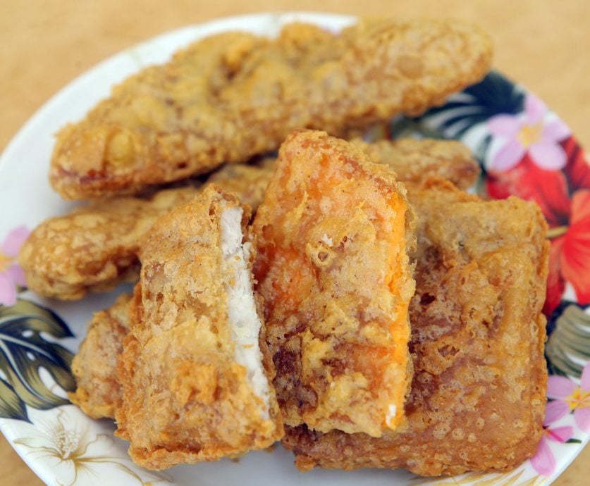 大霹雳封底主文/【人气美食】/ 太子炸年糕档油锅飘香 金黄酥脆好滋味