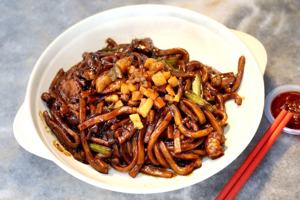 大霹雳封底主文/【人气美食】/布先《一碟炒粉》 锅气十足齿颊留香