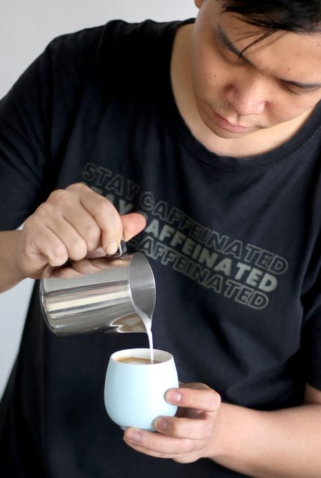 大霹雳封底主文／【怡保白咖啡】／三种风味小实验白咖啡百搭 显怡保多元咖啡文化