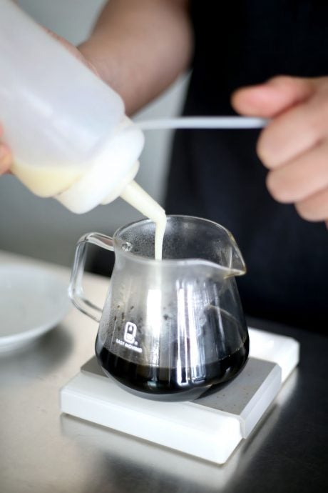 大霹雳封底主文／【怡保白咖啡】／三种风味小实验白咖啡百搭 显怡保多元咖啡文化