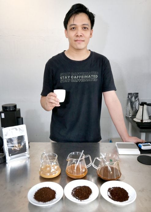 大霹雳封底主文／【怡保白咖啡】／三种风味小实验白咖啡百搭 显怡保多元咖啡文化