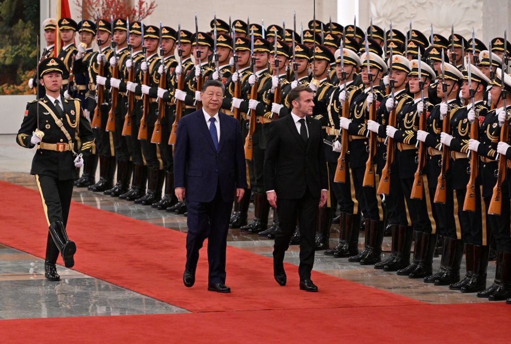 天下事主文)习近平马克龙会谈∕ 习：世界不太平　中法应实践真正多边主义  马克龙：法中必须克服“分歧”