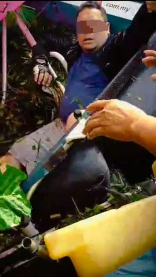 太平轻型飞机坠毁 机师乘客骨折受伤