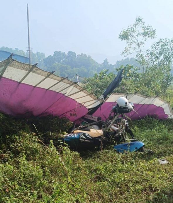 太平轻型飞机坠毁 机师乘客骨折受伤