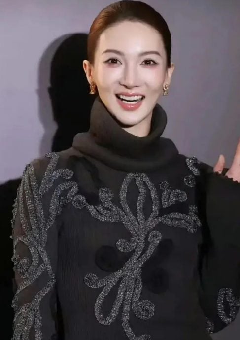 妆造翻车被质疑医美过度 金晨认错称“再也不乱化妆了”