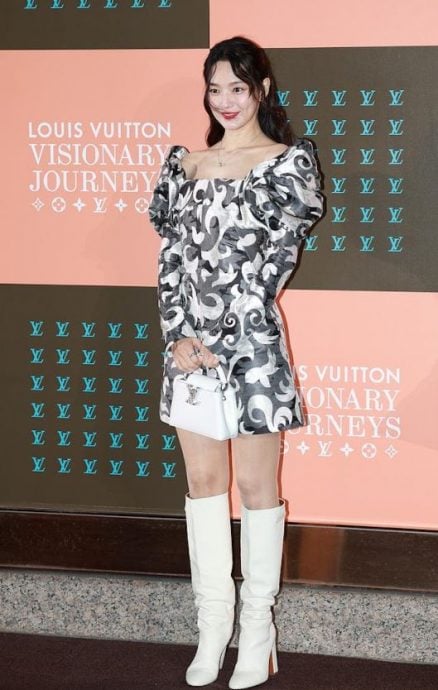 孔刘全智贤大合照沦陪衬 Lisa站C爆咖位争议