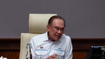 安华接获特朗普电话 讨论柬泰边境冲突与区域稳定