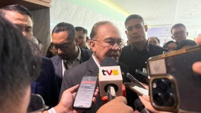 安华：马美贸协不影响马中合作 “中国仍是重要贸易伙伴”