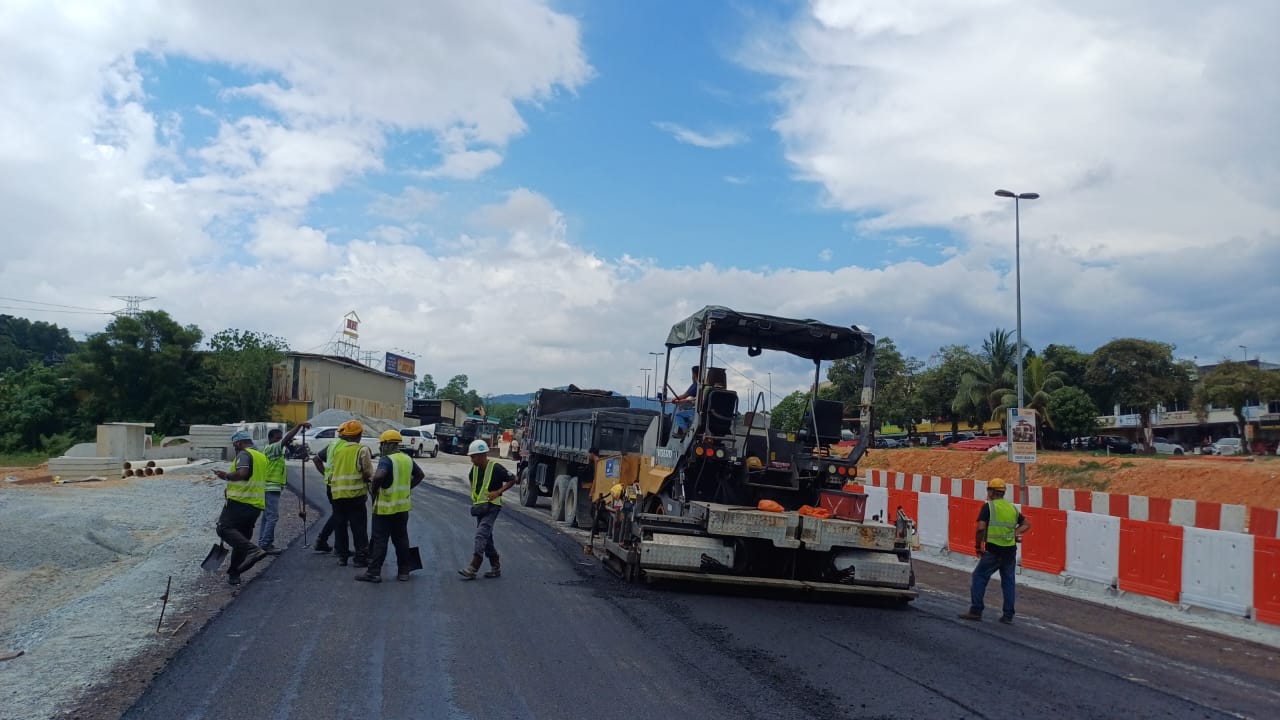 封面-大都会:4.3亿FT3209工程有望提前至2027完工/16图