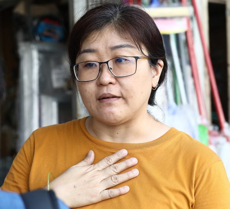 封面-大都会/一次性100令吉SARA援助金 民众认为不够 希望政府明年加码 黎正兴则建议推广到食肆中心、路边饮食摊和结合慈悯促销活动推动消费   