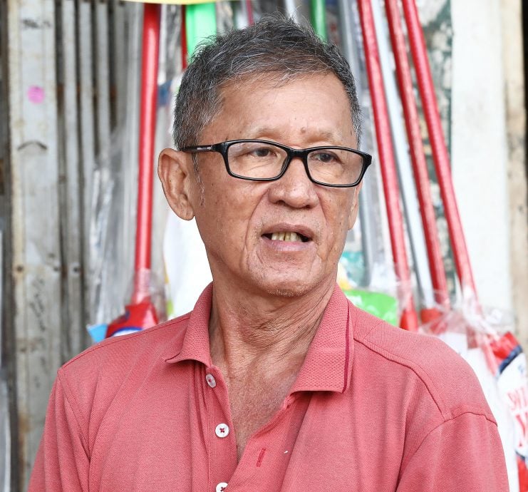 封面-大都会/一次性100令吉SARA援助金 民众认为不够 希望政府明年加码 黎正兴则建议推广到食肆中心、路边饮食摊和结合慈悯促销活动推动消费   