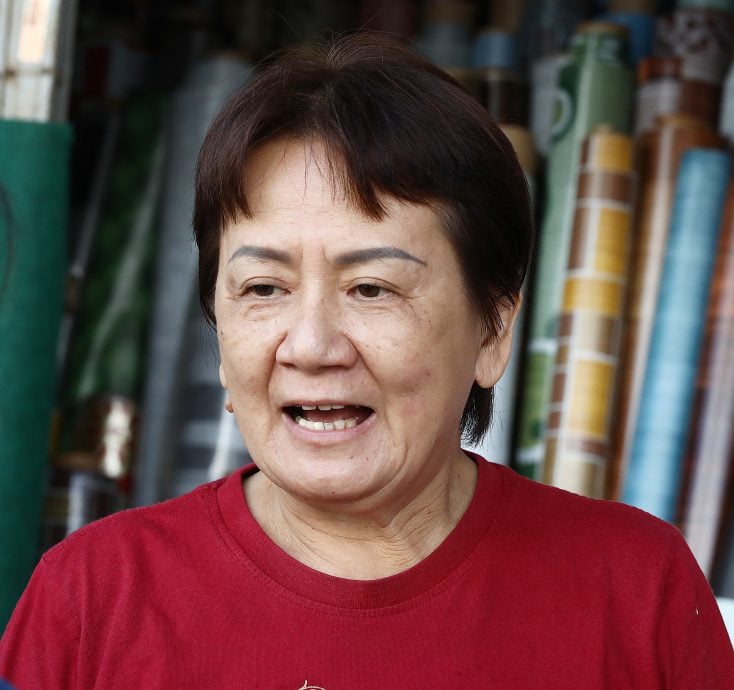 封面-大都会/一次性100令吉SARA援助金 民众认为不够 希望政府明年加码 黎正兴则建议推广到食肆中心、路边饮食摊和结合慈悯促销活动推动消费   