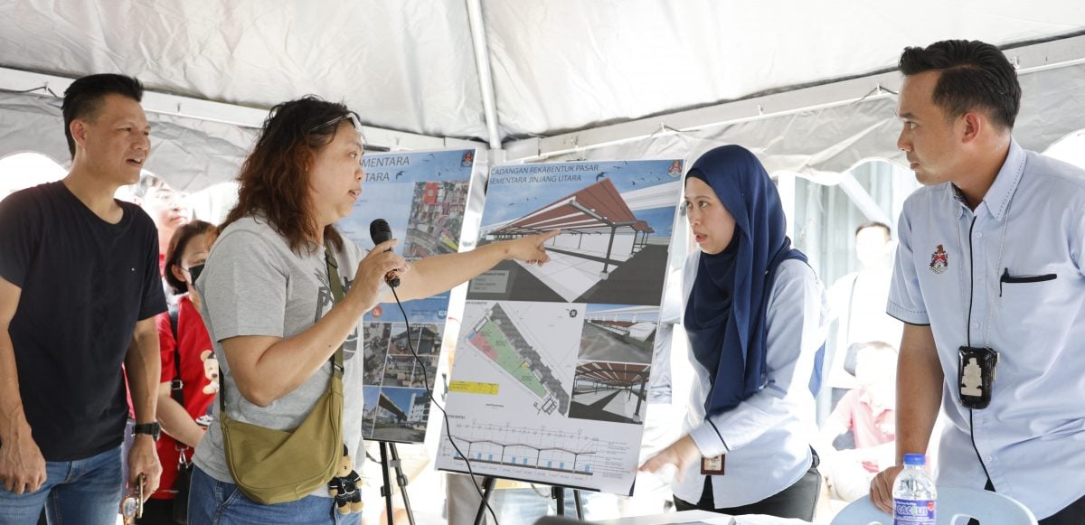 封面主文-大都会/3000万令吉巴刹重建计划遇阻滞 部分小贩不领情 或会启动小贩们秘密投票决定重建计划命运/11图(选下)