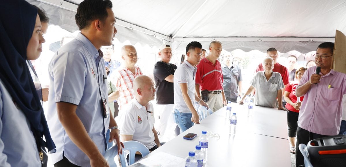 封面主文-大都会/3000万令吉巴刹重建计划遇阻滞 部分小贩不领情 或会启动小贩们秘密投票决定重建计划命运/11图(选下)