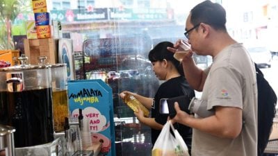 中药行：天气反复顾客增加 多咳嗽感冒 凉茶热销 