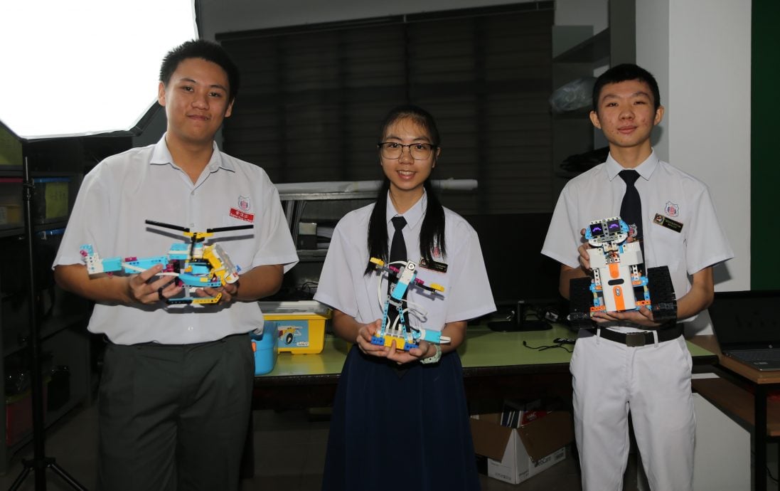 崇华华中启动 传递快乐学习新理念