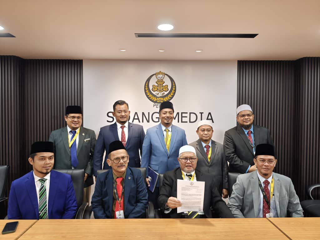 州议会｜临时动议被驳回 拉兹曼不满