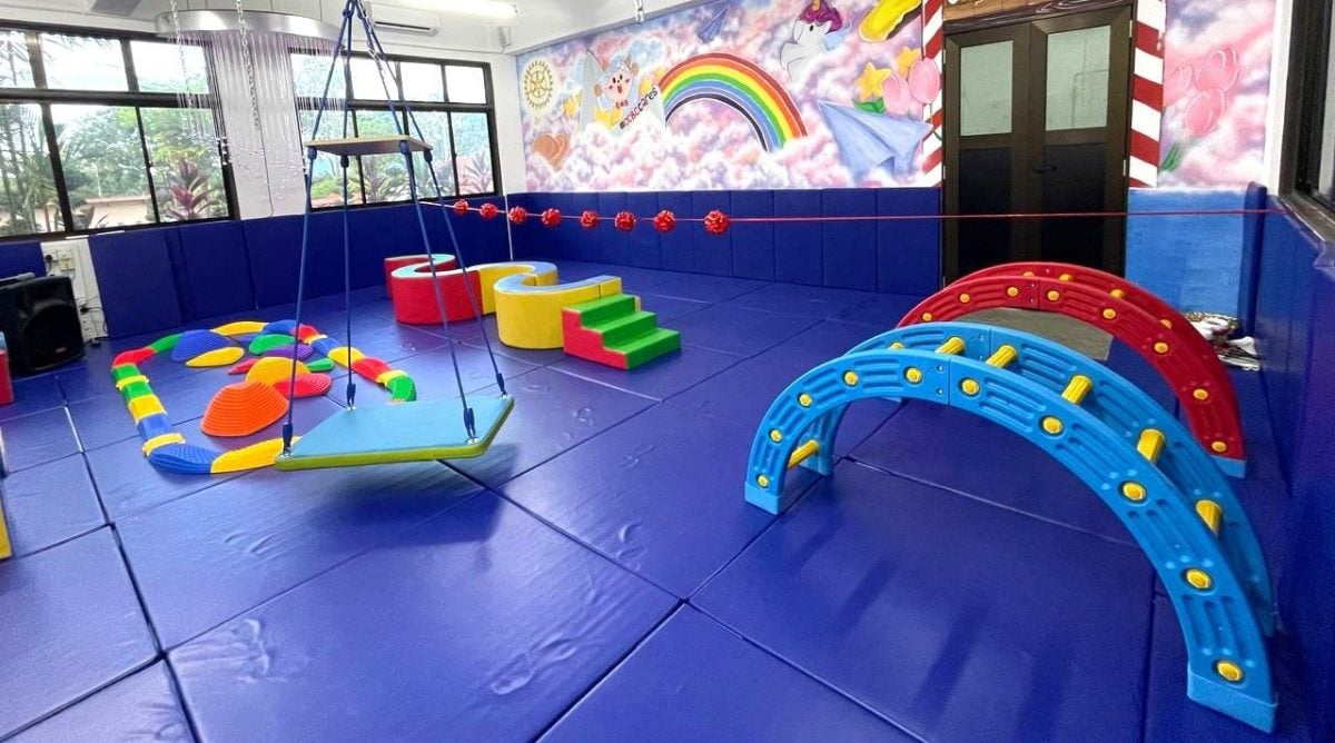 已签发 柔:古来华小二校特殊教育班专属区感官室启用