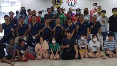 善心美事 | 设2中心提供可负担医疗 新山狮子会助肾病病患子女完成学业