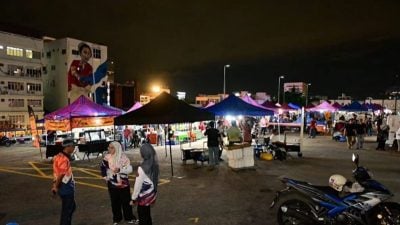 新山纱玉街跳蚤市场 暂迁至公爵路营业