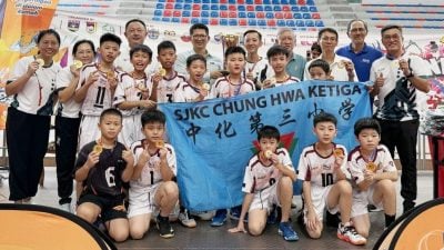 U11排球锦标赛 麻中化三小雪州培才二校夺冠