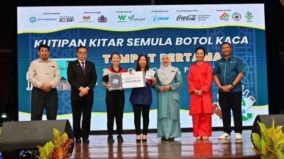 “玻璃瓶回收挑战赛”落幕  柔60小学共收集逾10万公斤玻璃瓶