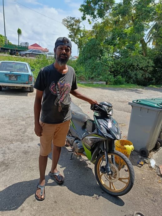 **已签发**柔:喝个午茶却遭横祸 罗里车轮飞脱砸1车1摩托