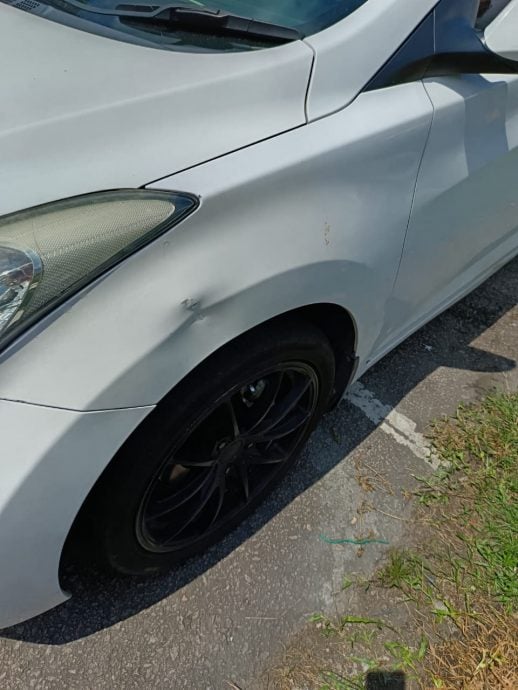 **已签发**柔:喝个午茶却遭横祸 罗里车轮飞脱砸1车1摩托