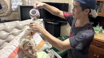 独自照顾83岁母捉襟见肘  星洲基金为母子筹2年生活费