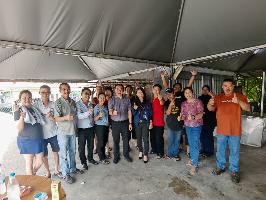 **已签发**柔：封面：碧如路熟食中心翻修完工  小贩今搬回本周六开摊