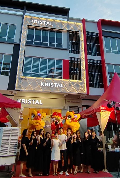 **已签发**柔：市场情报：麻首家二手奢品专卖店 Kristal Luxury庆乔迁新张