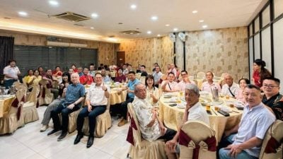 魏家祥拨款20万  永平新港设太阳能路灯