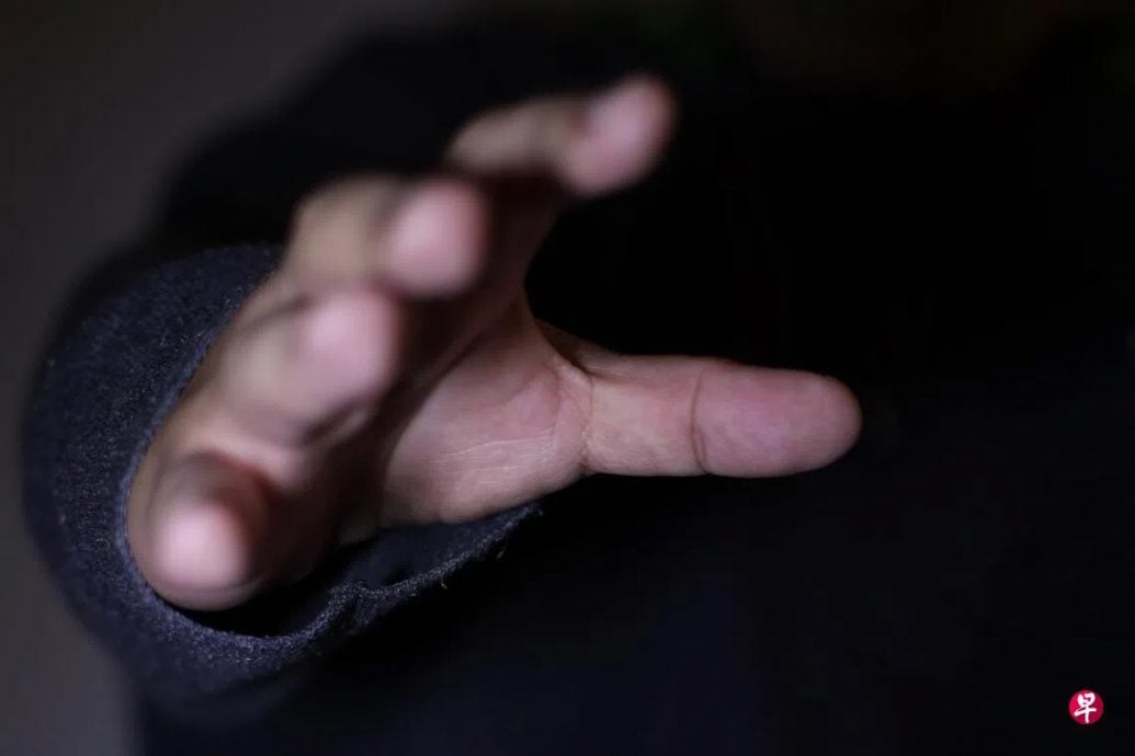 *已签发*柔：狮城二三事：3男涉狮城公共场所非礼  落网后将被控