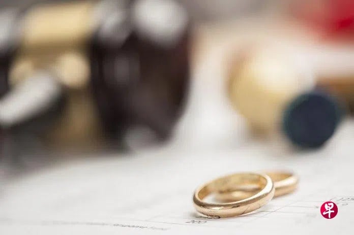 *已签发*柔：狮城二三事：狮城男婚内娶大马女育两子  秘密维持30年因重婚被判监