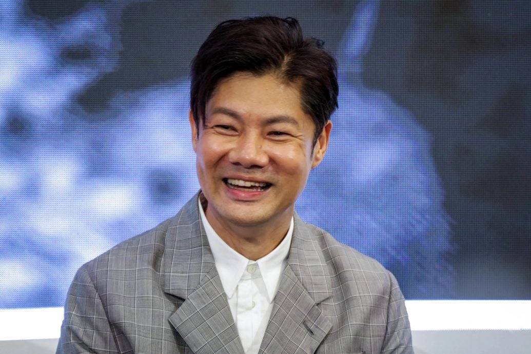 *已签发*柔:狮城二三事:陈洁仪拍摄资讯旅游节目 妆发自己来压力大