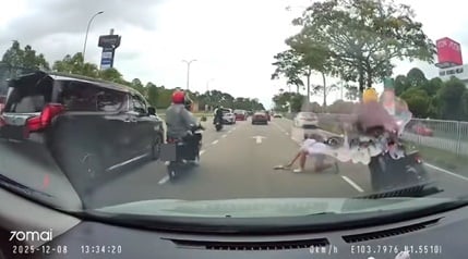 **已签发**柔:疑未使用行人天桥 学生过马路被撞