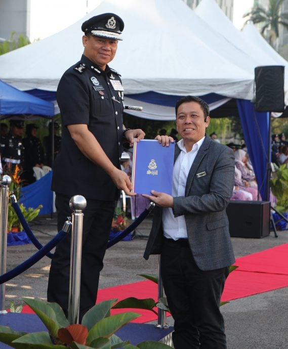 **已签发**柔:第三版头:5中学生涉拥售儿童性虐材料 拉哈曼:相信有更多人涉案