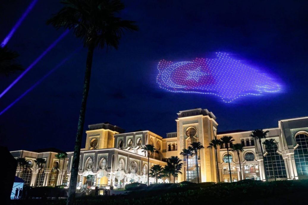 **已签发**柔：第三版头：依布拉欣科技城创新沙盒获全马首个低碳城市五钻评级