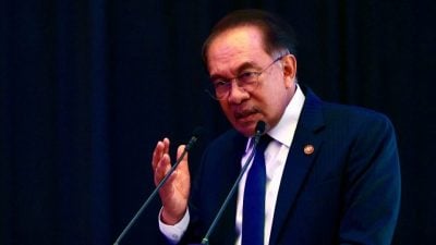 安华与各党魁磋商 新部长即将敲定