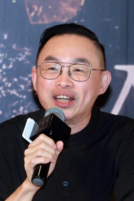 巴桑仁波雪山求生经历改编成电影 亲自主演被要求“瘦回当年”