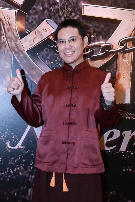 巴桑仁波雪山求生经历改编成电影 亲自主演被要求“瘦回当年”