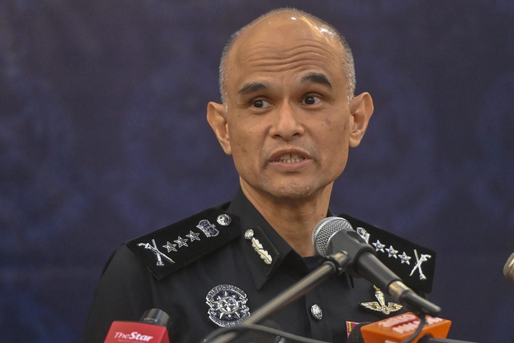 巴生南区亲善英达花园枪击案/死者中5枪身亡