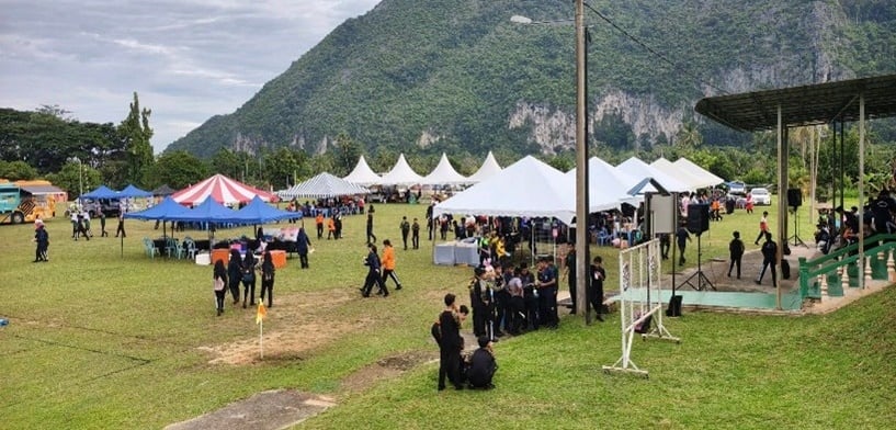 年轻人版(大北马)学海学记/东姑布特拉国中(义卖会)