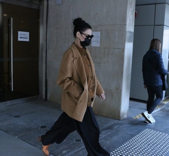 张柏芝开庭崩溃大吼 哭喊“对我不公平”