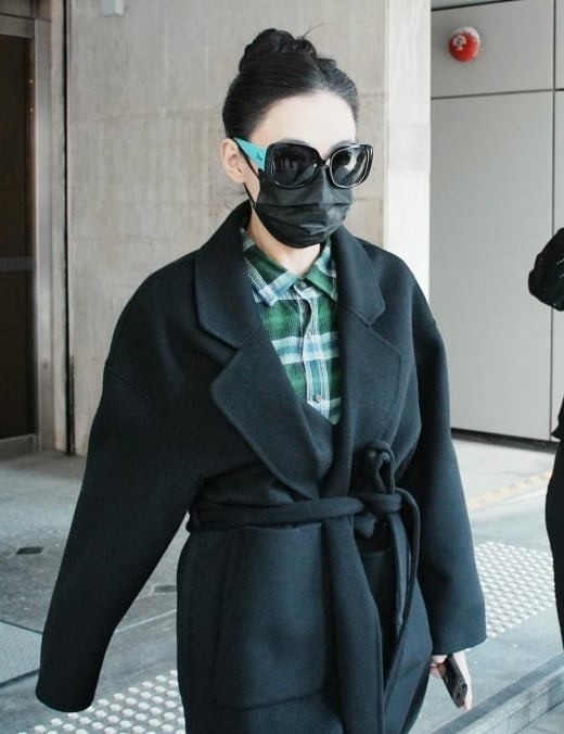 张柏芝质疑票房失利说法 斥控方律师作挑衅性提问