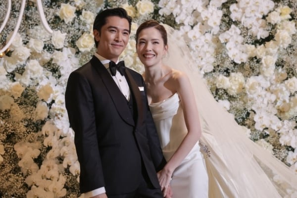 张钧甯认没收到邱泽喜帖 拒绝牵手柯汶利走红毯