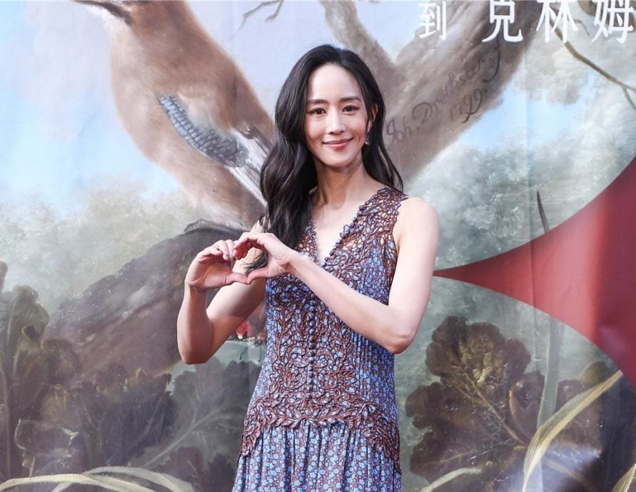 张钧甯认没收到邱泽喜帖 拒绝牵手柯汶利走红毯